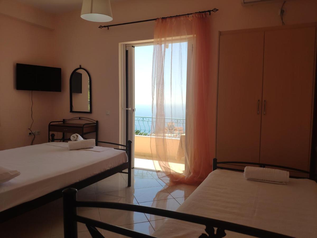 Let Rooms Lukova Dış mekan fotoğraf