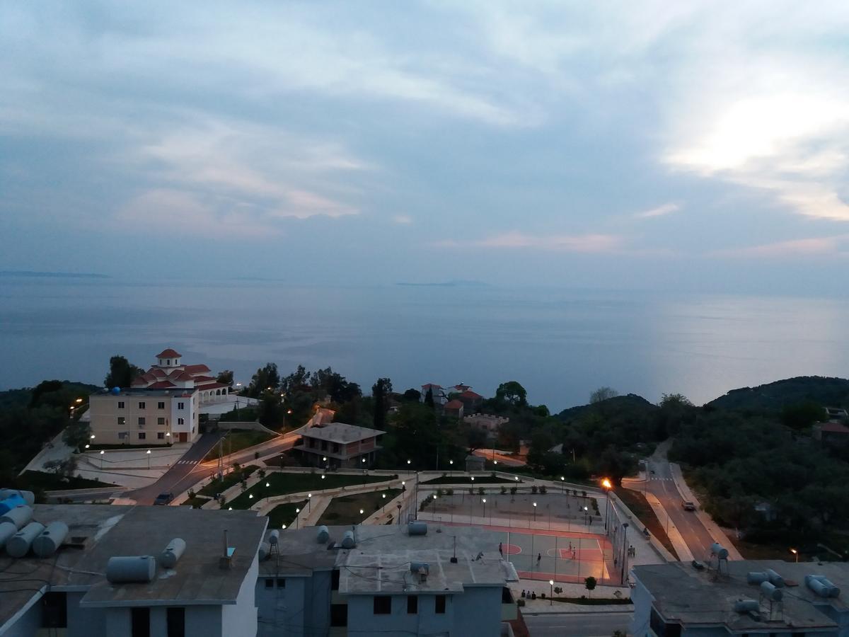 Let Rooms Lukova Dış mekan fotoğraf